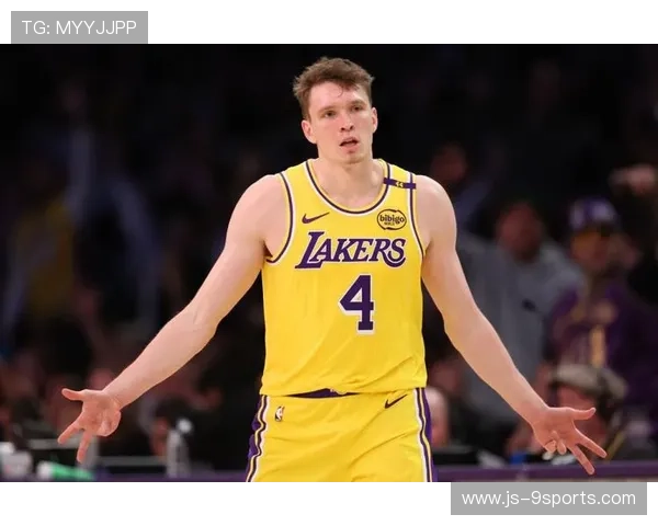 克内克特完成个人代表作